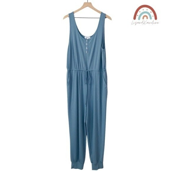 New! Gilli Ribbed Knit Button Front Henley Drawstring Jersey Jumpsuit - Picture 2 of 15